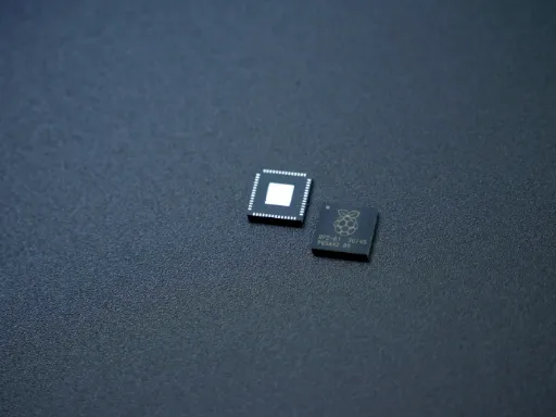 VLSI (Very Large Scale Integration)